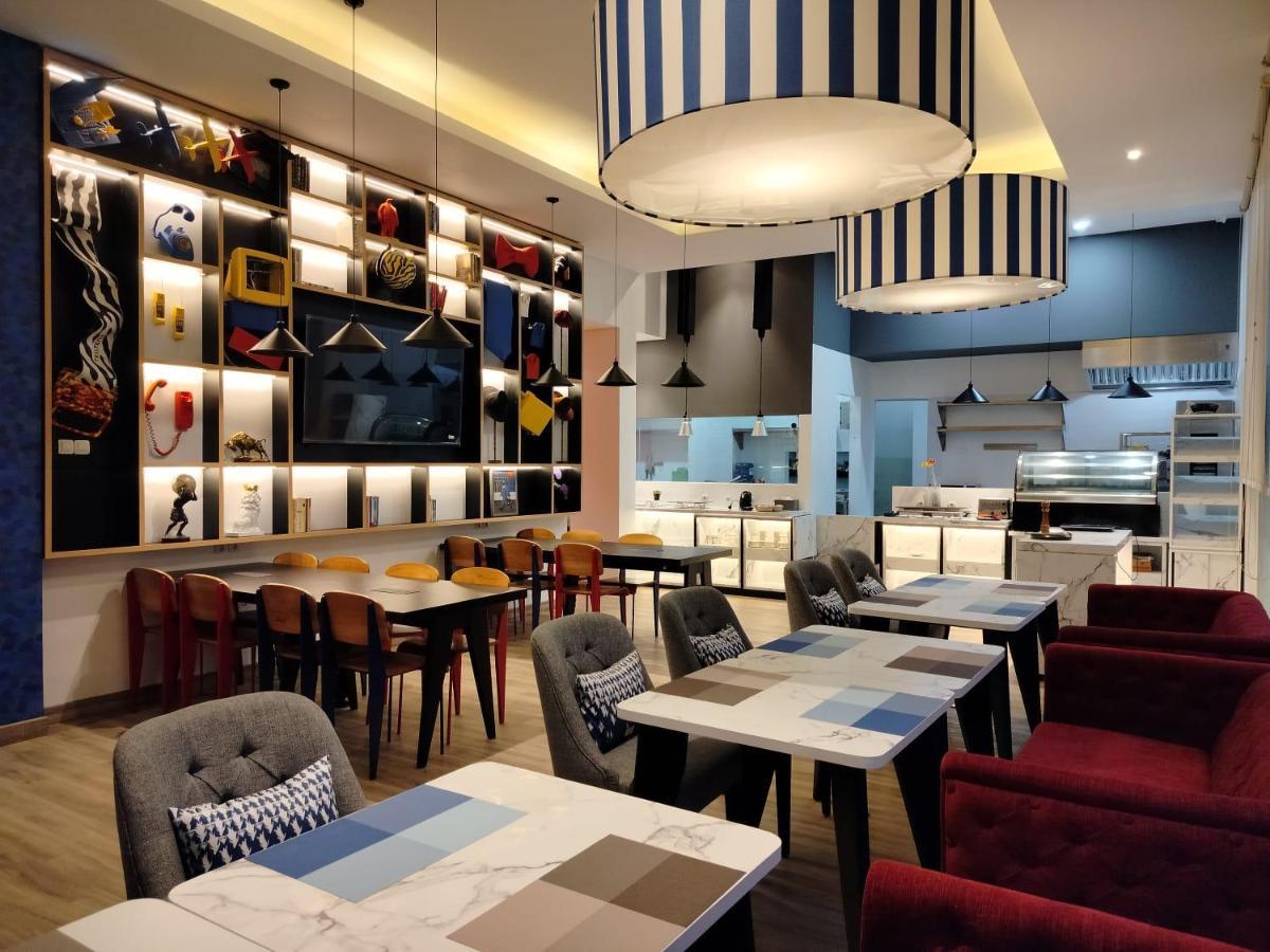 Hotel Moritz Biz Gandaria Dżakarta Zewnętrze zdjęcie